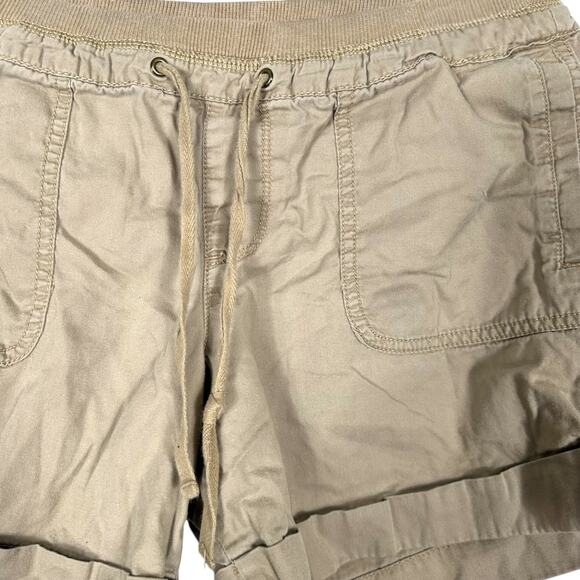 Old Navy Tan Shorts Small - Picture 4 of 4